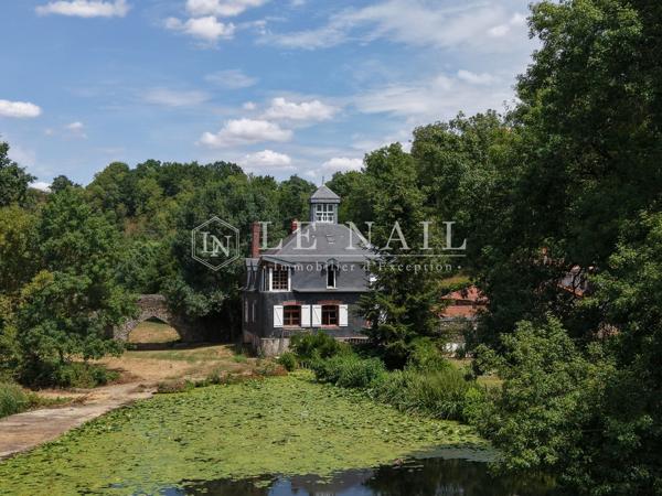Remarquable moulin hydroélectrique du début du XXe siècle en Anjou
