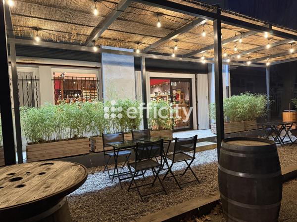 Fonds De Commerce
        
        - 56 m² Exclusivité 102 000 € *