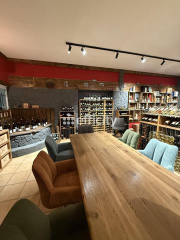 Fonds De Commerce
        
        - 56 m² Exclusivité 102 000 € *