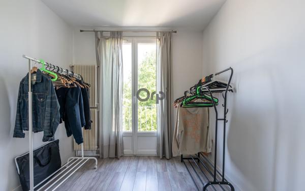 Appartement à vendre    3 pièces • 63 m2 Maisons-Alfort