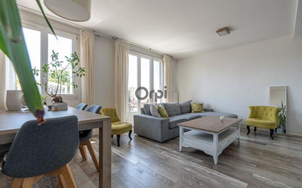 Appartement à vendre    3 pièces • 63 m2 Maisons-Alfort
