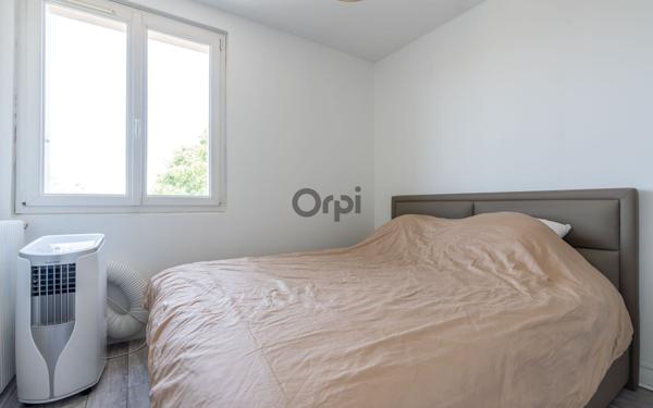 Appartement à vendre    3 pièces • 63 m2 Maisons-Alfort