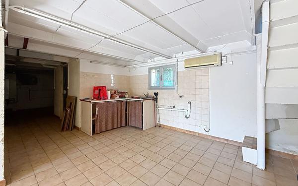 Maison à vendre    3 pièces •  Avignon