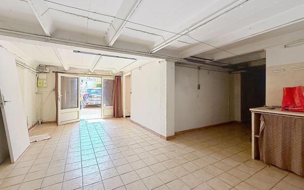 Maison à vendre    3 pièces •  Avignon