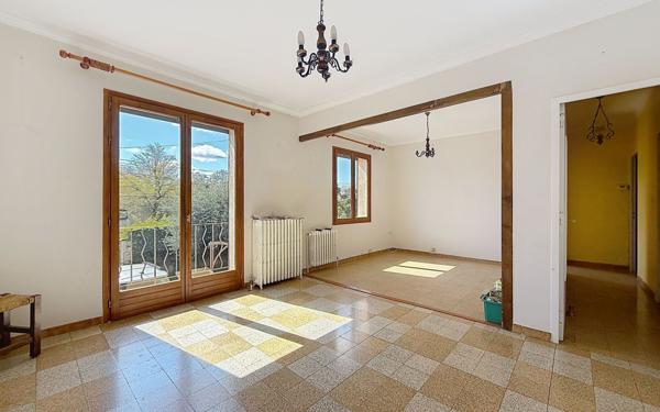 Maison à vendre    3 pièces •  Avignon