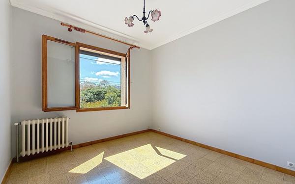 Maison à vendre    3 pièces •  Avignon