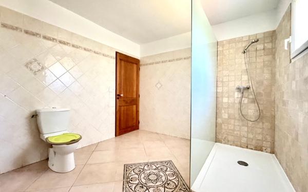 Maison à vendre    4 pièces • 130,77 m2 Salon-de-Provence