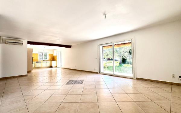 Maison à vendre    4 pièces • 130,77 m2 Salon-de-Provence