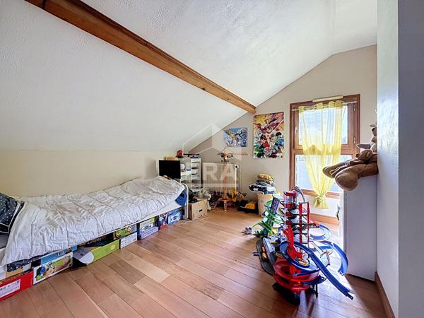 Maison à vendre à  Saclas 5 pièce(s) 103 m2