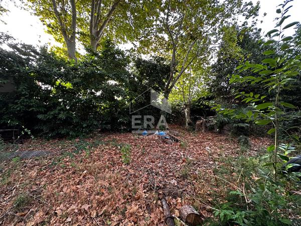 A VENDRE -PERPIGNAN -TERRAIN VIABILISÉ AVEC BÂTISSE EN PIERRE ? PERMIS DE CONSTRUIRE ACCORDÉ