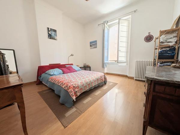 Appartement
         3 pièces
        - 71 m² Exclusivité 285 000 € *