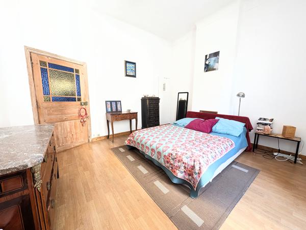 Appartement
         3 pièces
        - 71 m² Exclusivité 285 000 € *
