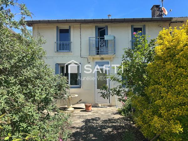 Villa T5 avec jardin, garage et dépendances