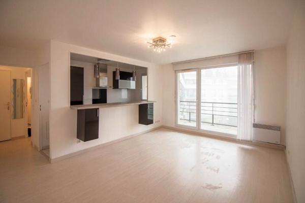 Appartement à louer    2 pièces •  Cergy