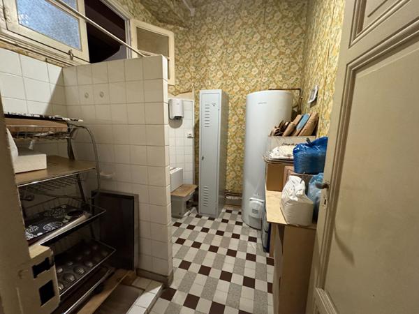 IMMEUBLE avec local comercial au centre de Varilhes