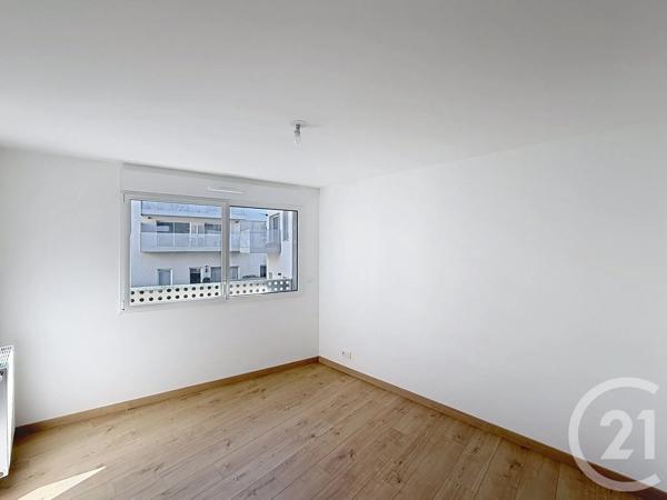 Appartement T3 à vendre  3 pièces - 73,86 m 2   ST JACQUES DE LA LANDE  - 35