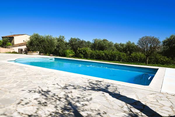 EXCLUSIVITE CHATEAUNEUF-DE-GRASSE -CHEMIN DE SAINT JEAUME 181 m²