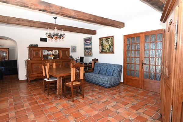EXCLUSIVITE CHATEAUNEUF-DE-GRASSE -CHEMIN DE SAINT JEAUME 181 m²