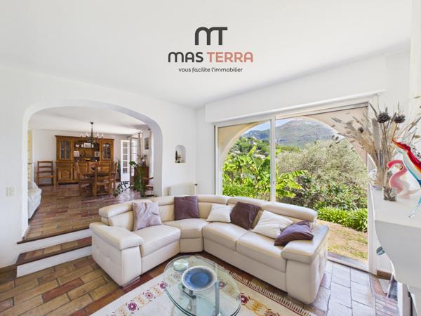 Maison
         6 pièces
        - 150 m² Bien prestige 830 000 € *