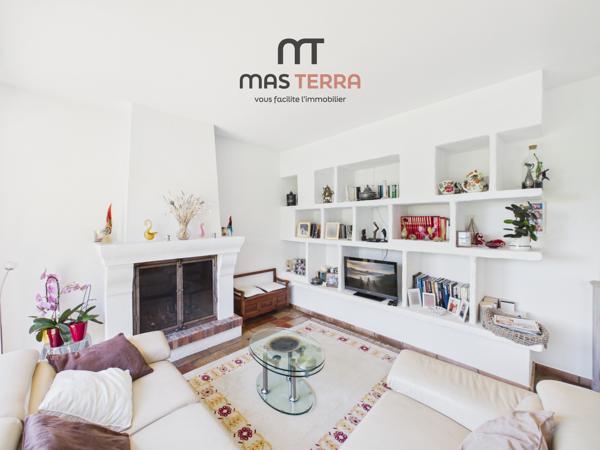 Maison
         6 pièces
        - 150 m² Bien prestige 830 000 € *
