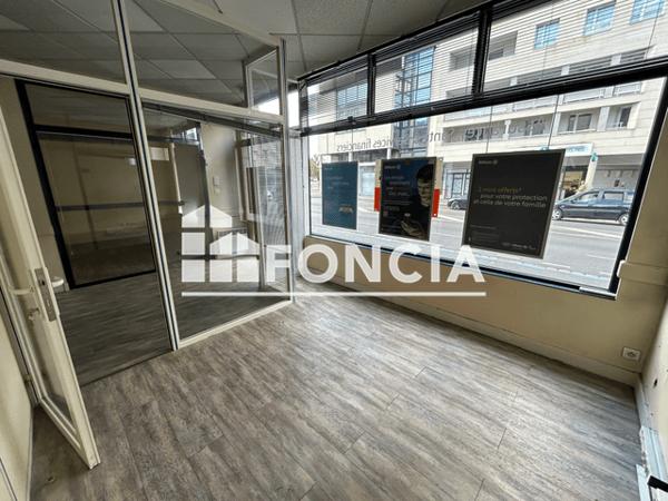 Location Local commercial 6 pièces 75.98 m² - Résidence ANGLETERRE Laon 02000