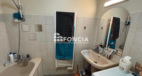 Location Appartement 2 pièces 55.55 m² - Rontalon 69510