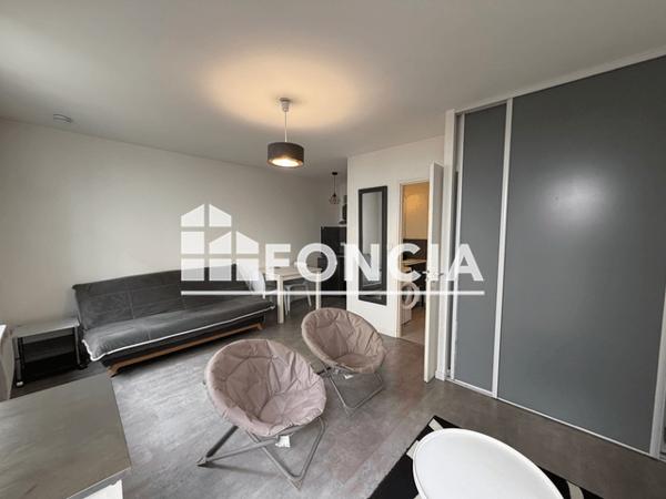 Location Studio meublé 22.7 m² - 136 COURS BERRIAT Grenoble 38000