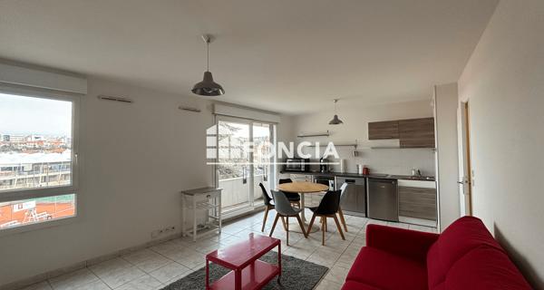 Location Studio meublé 33.01 m² - Clermont-ferrand 63000