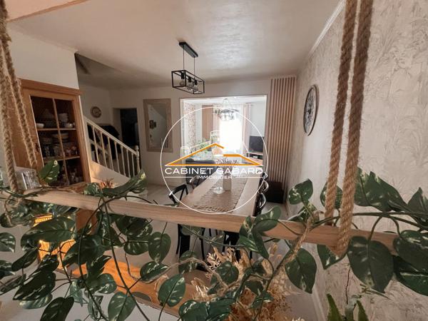 Maison angevine familiale – 120 m² / 4 chambres – Place de la Madeleine
