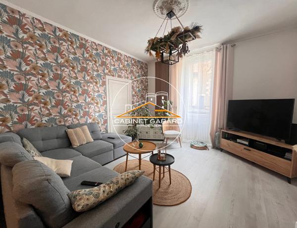 Maison angevine familiale – 120 m² / 4 chambres – Place de la Madeleine