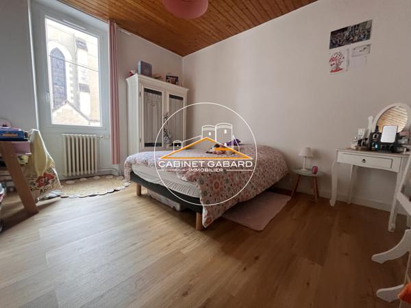 Maison angevine familiale – 120 m² / 4 chambres – Place de la Madeleine