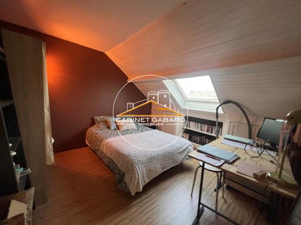 Maison angevine familiale – 120 m² / 4 chambres – Place de la Madeleine