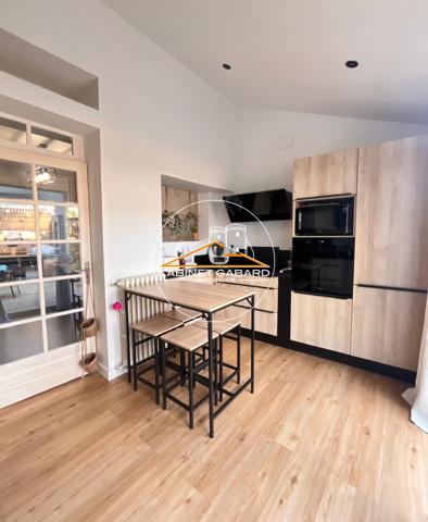 Maison angevine familiale – 120 m² / 4 chambres – Place de la Madeleine