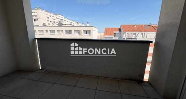 Location Appartement 2 pièces 45.27 m² - Villeurbanne 69100