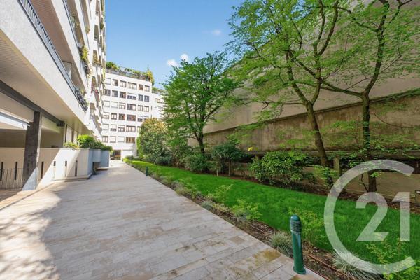 Appartement F2 Bis à vendre  3 pièces - 42,62 m2 PARIS - 75006