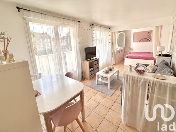 Appartement 1 pièce de 36 m² à Saint-Germain-lès-Corbeil (91250)