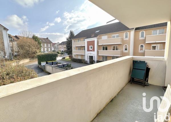 Appartement 1 pièce de 36 m² à Saint-Germain-lès-Corbeil (91250)