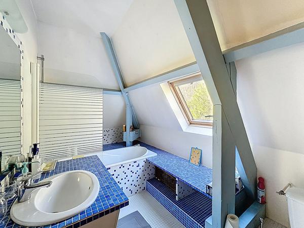 maison 7 pièces, 5 chambres, saint leu la foret, terrain 1443 m², beaux volumes, lumineux, gare ligne H,