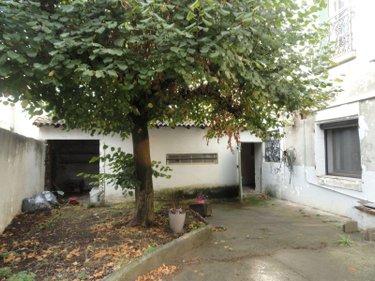 Maison de ville à vendre à Saint-Gilles dans le Gard (30800), ref : 11411/431 centre