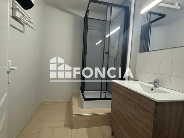 Location Appartement 5 pièces 79.8 m² - Saint Vallier 26240