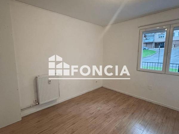 Location Appartement 5 pièces 79.8 m² - Saint Vallier 26240