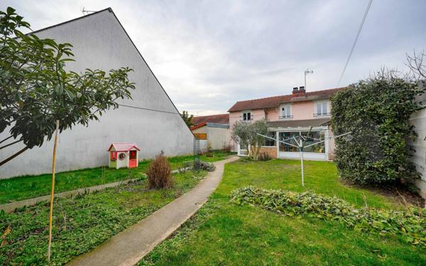 Maison à vendre    6 pièces • 114 m2 Savigny-sur-Orge
