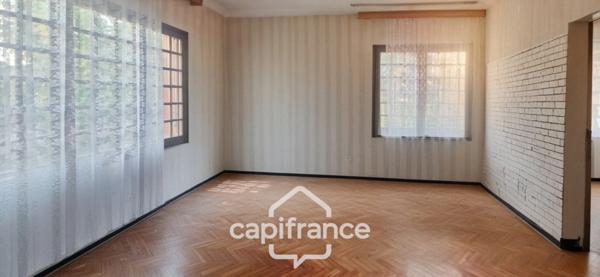 Maison à vendre 8 pièces ESTANG (32)