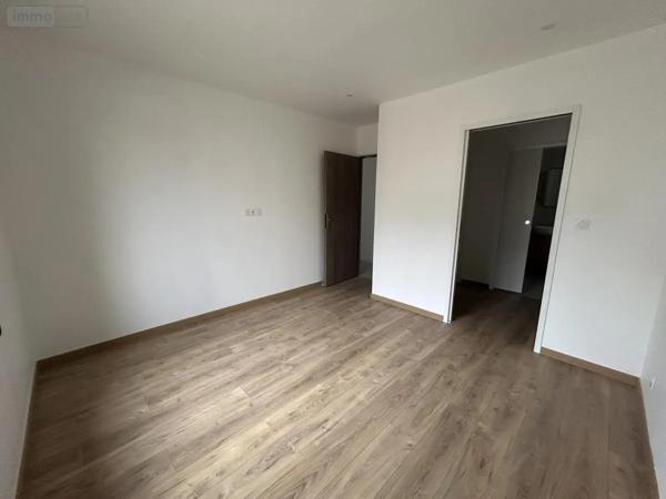 Location - Maison La Chapelle-des-Fougeretz 35520 5 pièces 147 m 2