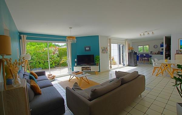 Vente Maison 5 chambres + 1 grand garage Sainte-foy   