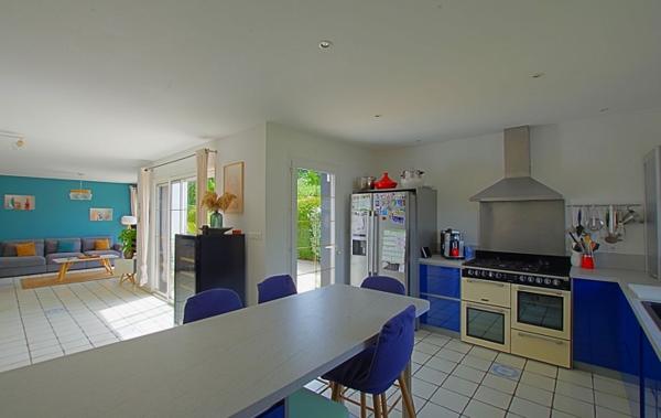 Vente Maison 5 chambres + 1 grand garage Sainte-foy   