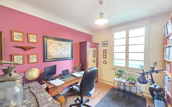 Maison à vendre    5 pièces • 120 m2 Houilles