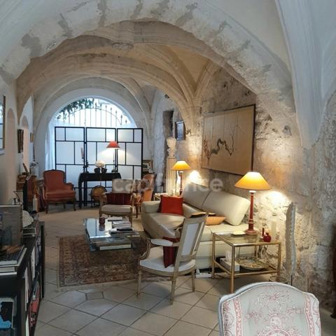 Maison à vendre 7 pièces TARASCON (13)
