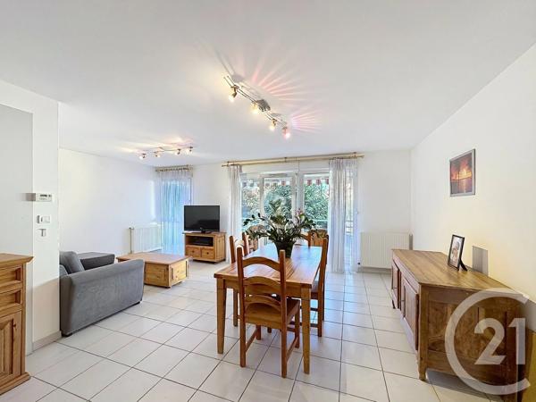 Appartement T5 à vendre  5 pièces - 98,67 m 2   BELFORT  - 90