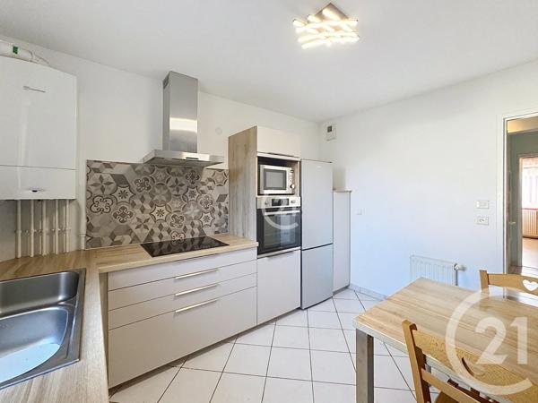 Appartement T5 à vendre  5 pièces - 98,67 m 2   BELFORT  - 90